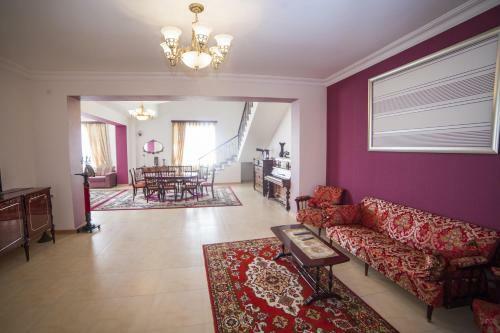 Hostal Cross Sevan Villa