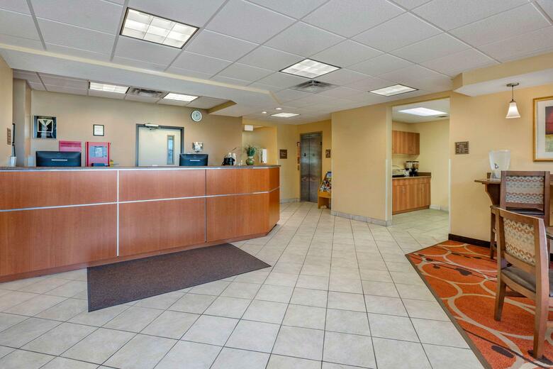 Hotel Econo Lodge  Inn & Suites Fairgrounds