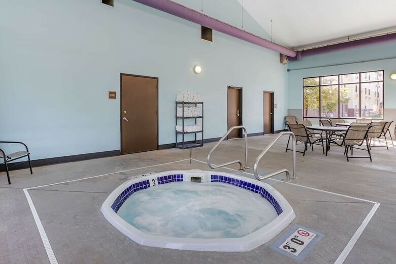 Hotel Econo Lodge  Inn & Suites Fairgrounds