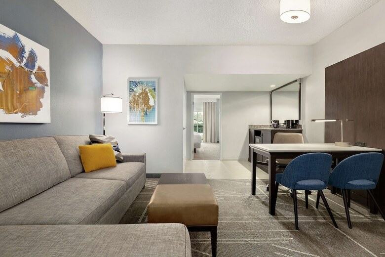 Hotel Embassy Suites Milpitas - Silicon Valley