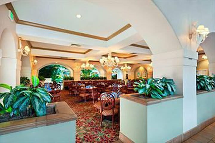 Hotel Embassy Suites Milpitas - Silicon Valley