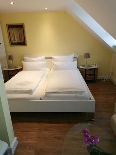 Stoevchen Caf� Hotel R-events