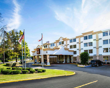 Ramada Hotel At The Birmingham Airport