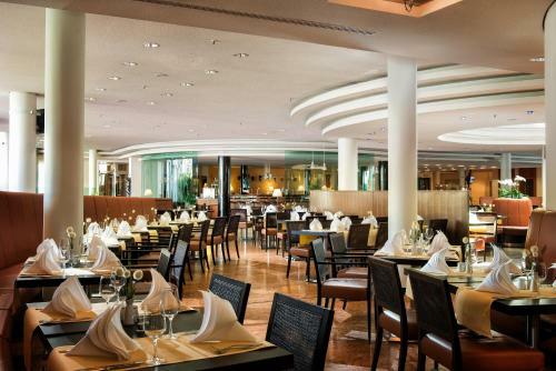 Radisson Blu Park Hotel Conference Center