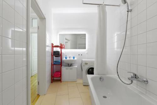 Grand Central Mitte Apartment