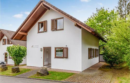 Five-bedroom Holiday Home In Kirchheim