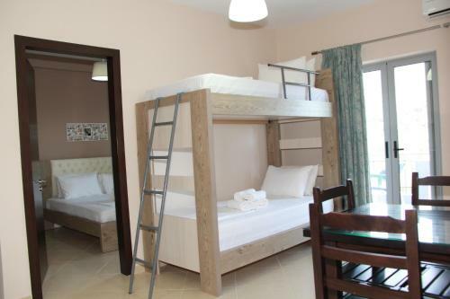 Hostal Vila Hadhri Borsh