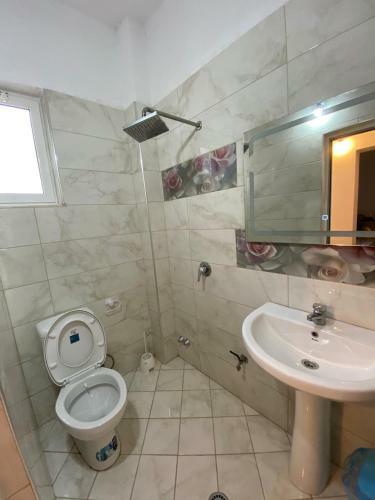 Apartamentos Guest House Lionel