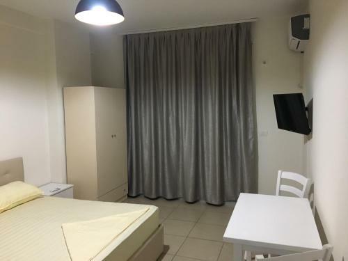 Alexander Apartments