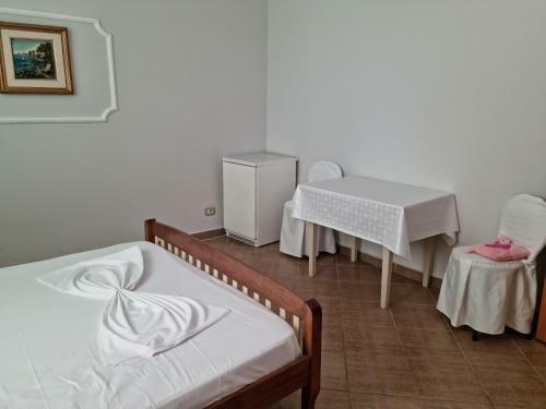 Hostal Guest House Cikaj