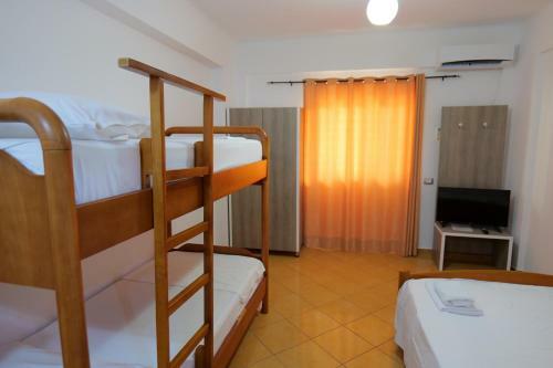 Hostal Villa Gjika