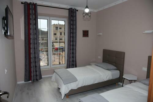 Hostal Funky Guest House & Bar