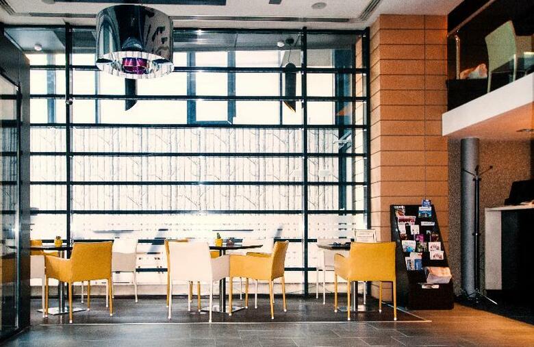 Berthelot Hotel