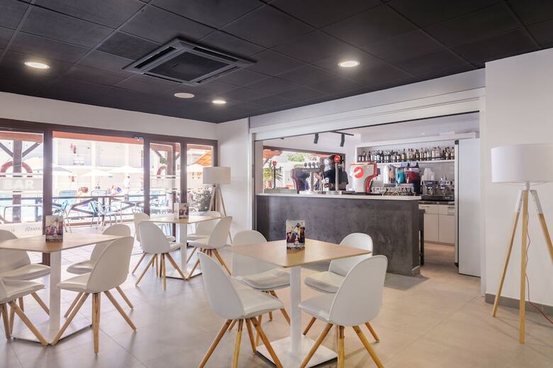 Hotel Vibra Cala Tarida