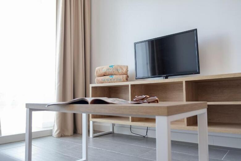 Endlss Beach & Disco Hotel Ibiza Adults Only
