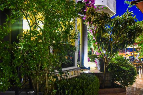 Priv� City Hotel