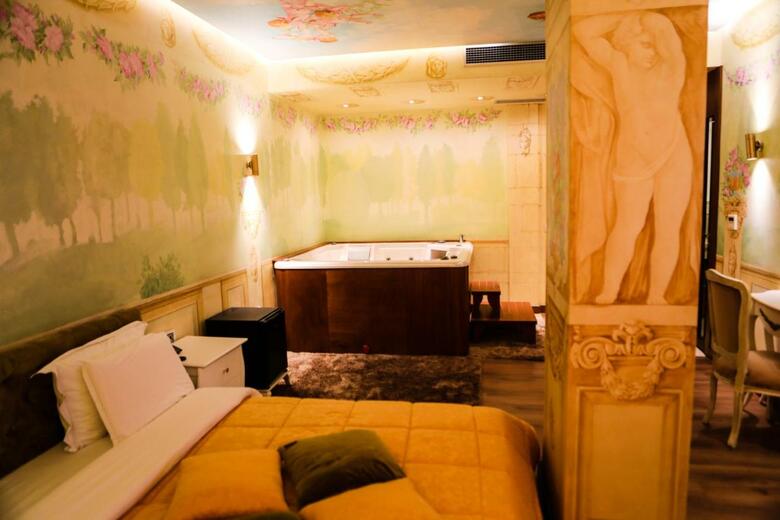 Hotel Golden Ring Resort