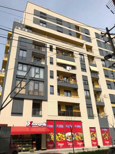 Neli Apartments