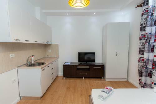Apartamentos Omar Real Estate