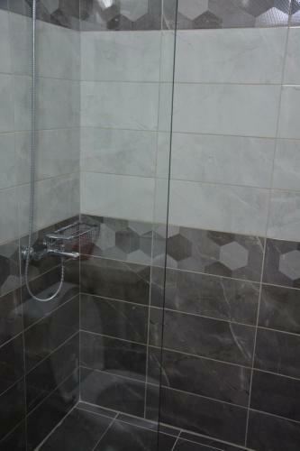 Apartamentos Omar Real Estate