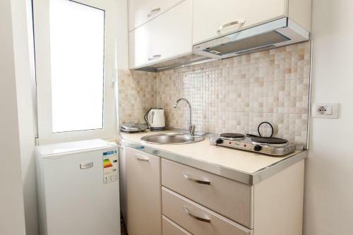 Apartamentos Omar Real Estate