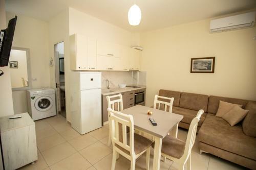 Velipoja Apartments