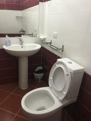 Hostal Arianiti Guesthouse