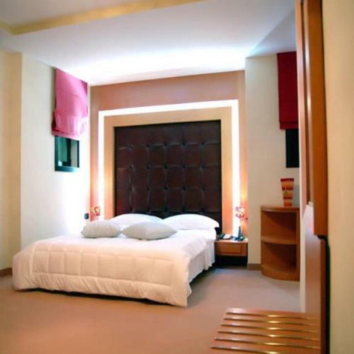 Icon Hotel
