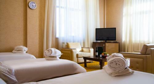 Travel Hotel