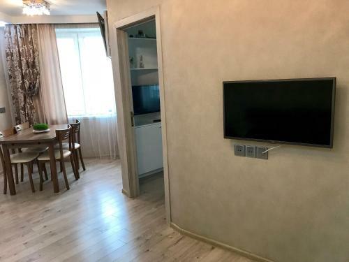 Boulevard Apartment With Sea View