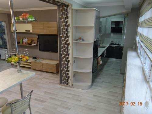 Apartment On Ali Valiyev 9