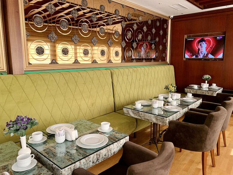 Clover Hotel Baku
