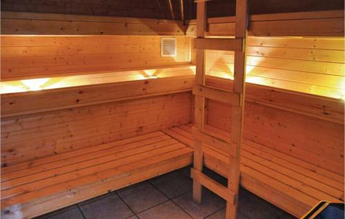 Holiday Home La Roche Pluto
