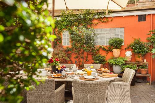 Hostal Guesthouse Maison De La Rose