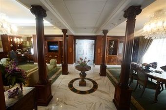 Grand Hills Hotel And Spa