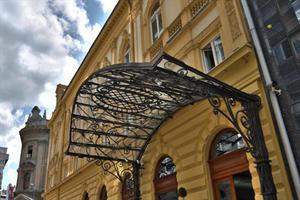 Aleksandar Palas Hotel