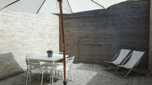 Holiday Home Wipers Times