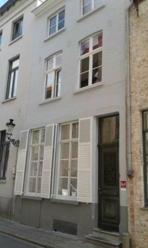 Hostal Guest House Adonis