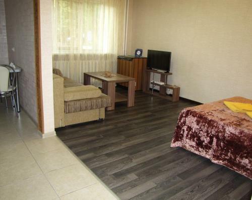 Apartment On Masherova 70