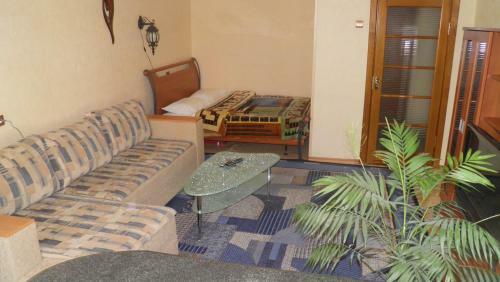 Apartments On Kozhara 5