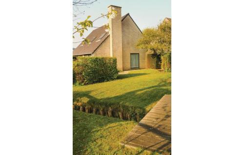 Four-bedroom Holiday Home In Beerse