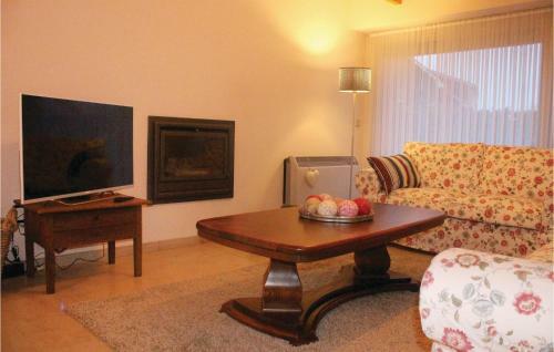 Four-bedroom Holiday Home In Beerse
