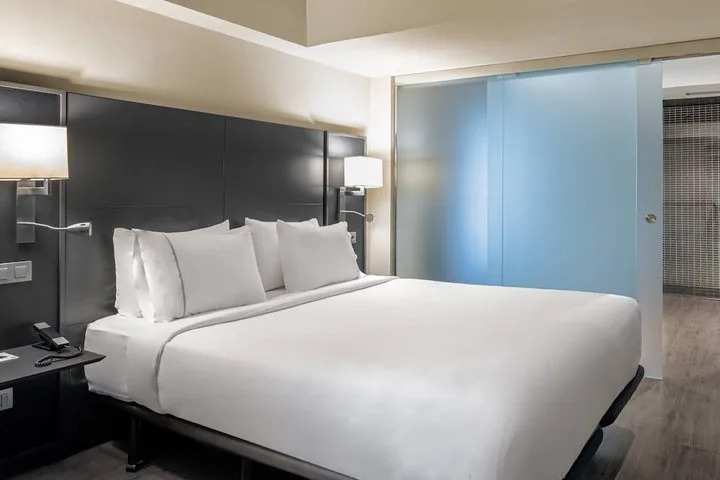 Hotel AC General Alava