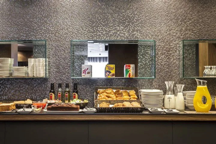 Hotel AC General Alava