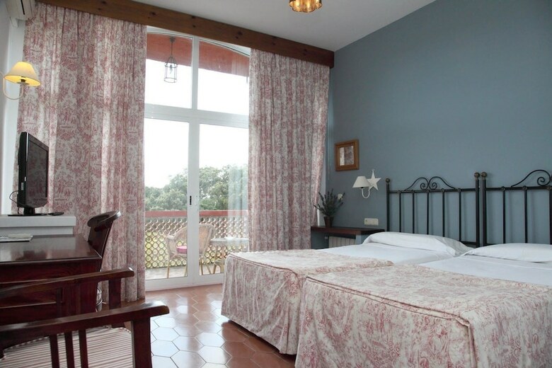 Hotel Mes�n De Sancho