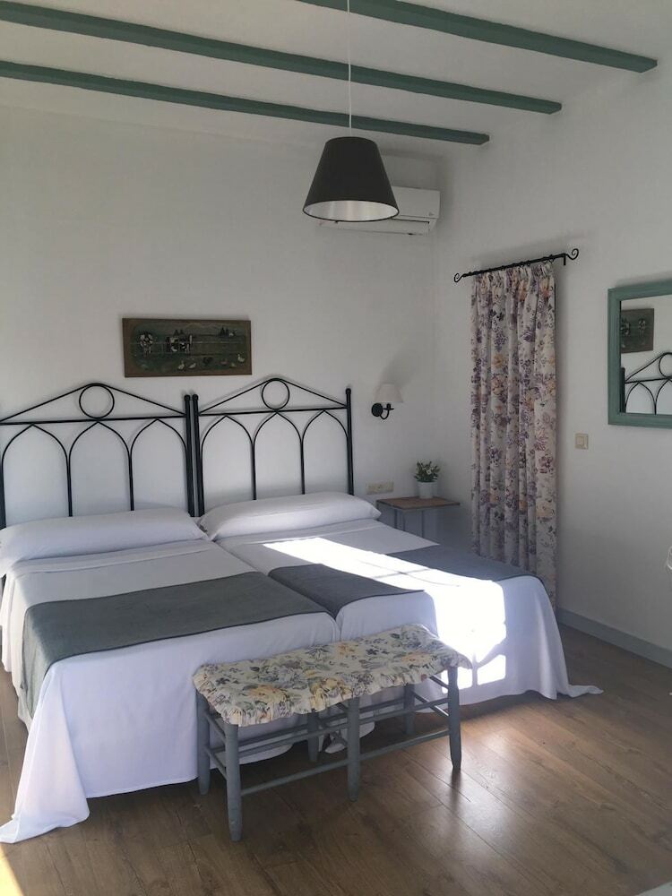 Hotel Mes�n De Sancho