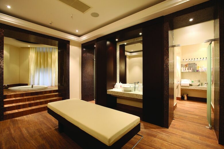 Hotel Crowne Plaza - Minsk