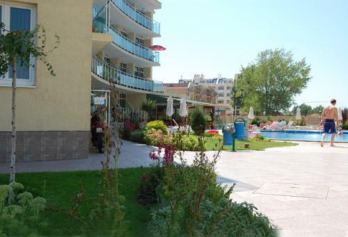 Aparthotel Julia Family Apartments