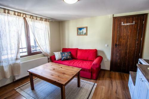 Hostal Kutsinska House
