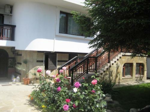 Hostal Guest House Yanina